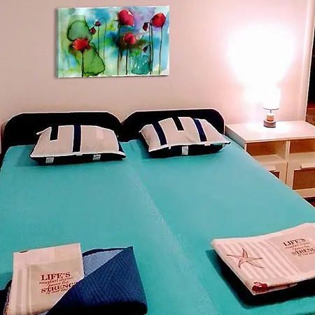 Mediterranea Turquoise With Three In First Floor Διαμέρισμα *