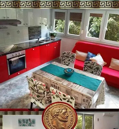Mediterranea Turquoise With Three In First Floor Διαμέρισμα *