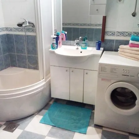 Mediterranea Turquoise With Three In First Floor Διαμέρισμα