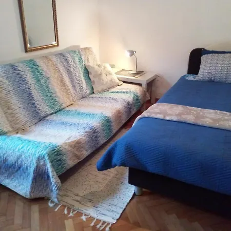 Mediterranea Turquoise With Three In First Floor Σπλιτ